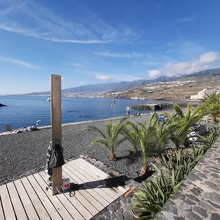 Home2book Comfy With Ocean Views Apartmán *
