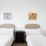 Home2book Comfy With Ocean Views 公寓